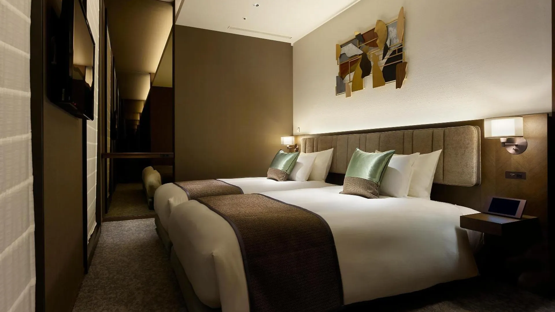 Hotel The Celestine Ginza Токио 4*,