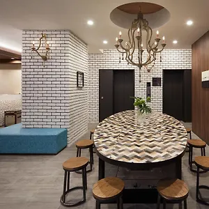 The B Shimbashi Hotel