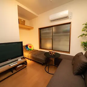 Apartment 3 Bedrooms House In Food Heaven Area